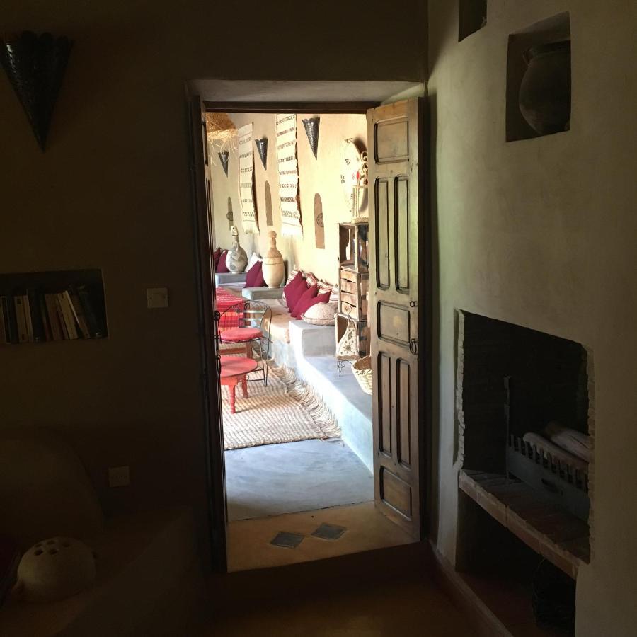 Dar Lorkam Bed & Breakfast Скура Екстериор снимка
